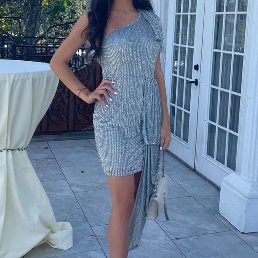 Miss Guided Silver One-Shoulder Dress